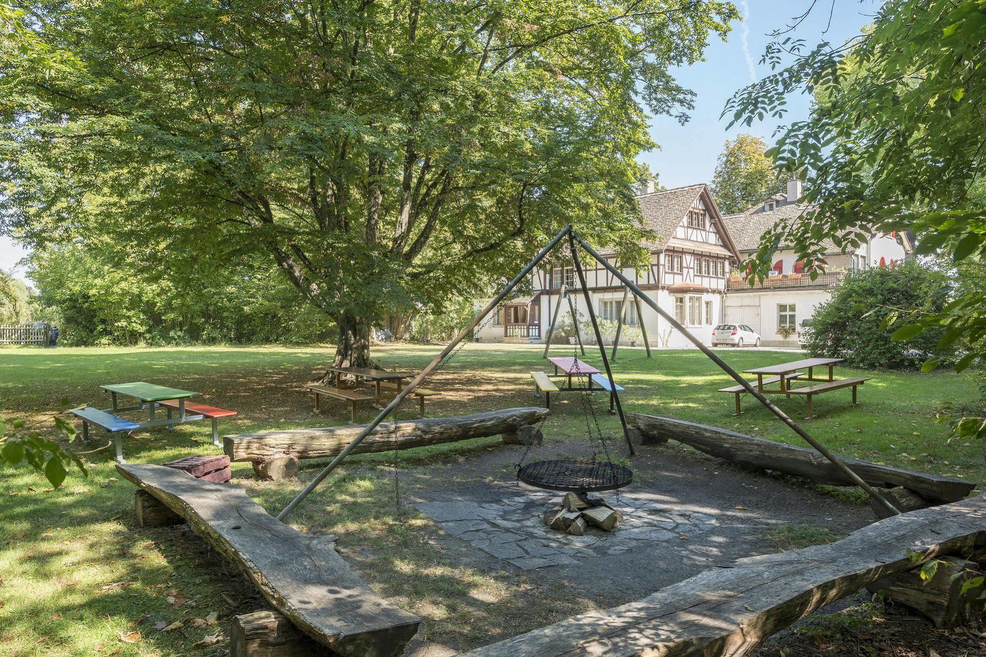 Schaffhausen Youth Hostel Экстерьер фото